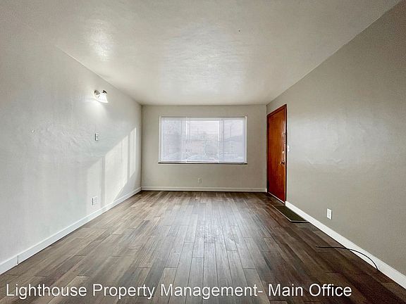 3rd image of 1205 Ottillia St SE #B