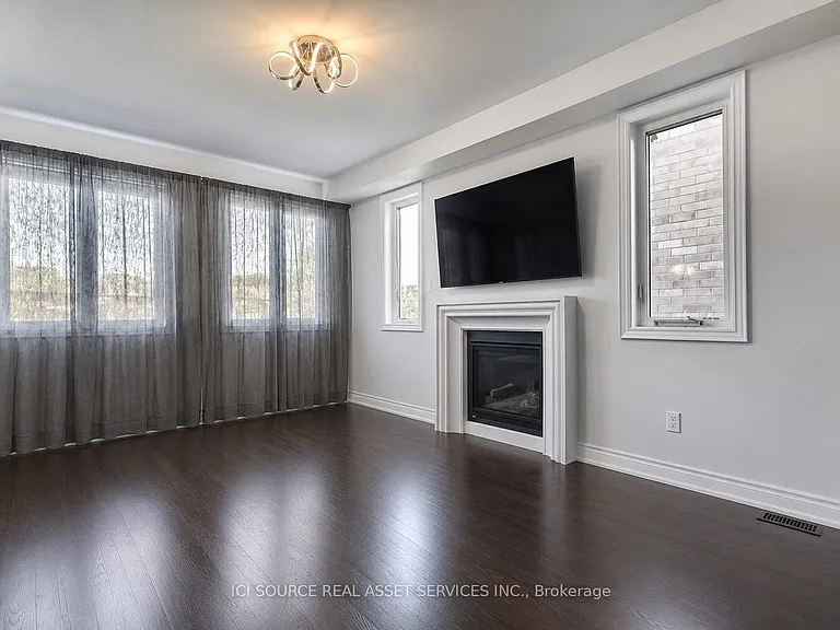 739 Clifford Perry Pl — Photo 11