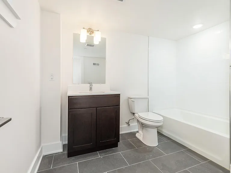 978 N 8th St #8 — Photo 18