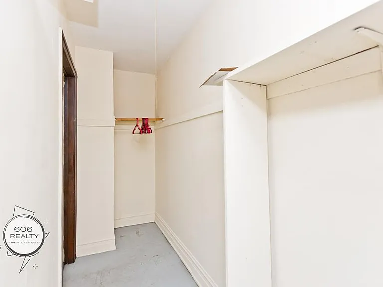 5011 W. Cermak Rd — Photo 13