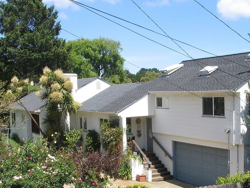 Sunny home in Belmont Hills