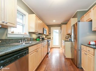 3629 W Roanoke Dr, Kansas City, MO 64111