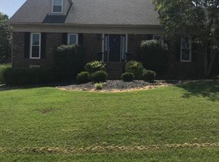 3814 Deer Lake Cir, Prospect, KY 40059