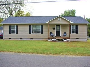 302 Valley Ave, Clover, SC 29710