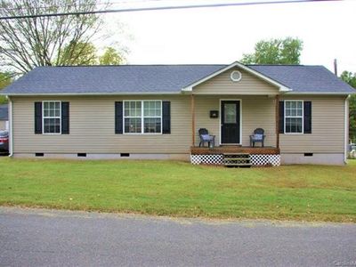 302 Valley Ave, Clover, SC, 29710