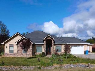 600 Coutant Ln, Grants Pass, OR 97527