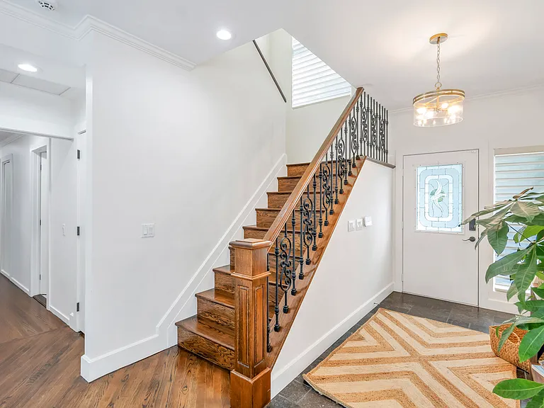 68 Old Trail Rd — Photo 16