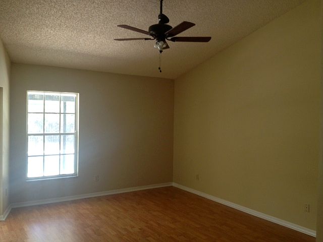 1st image of 2721 Buckhorn Oaks Dr