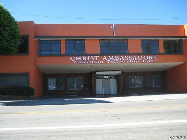 1st image of 1133 E Redondo Blvd