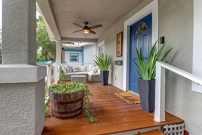 2 bed, 2.0 bath, 880 sqft, $1,900 — Photo 4