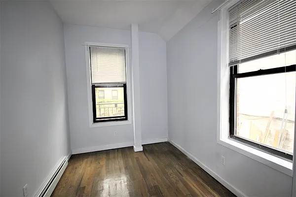 Rented by Rental Solutions Inc | media 3