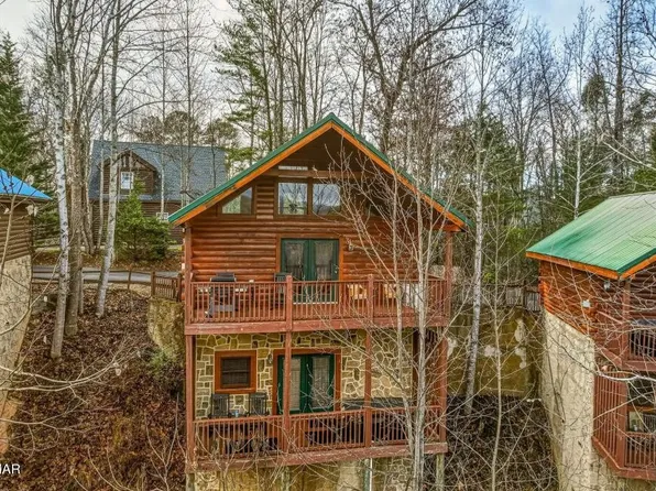 1781 Mountain Shadows Way, Gatlinburg, TN 37738