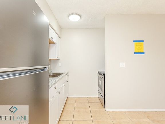 5th image of 6724 W Palmaire Ave APT 4