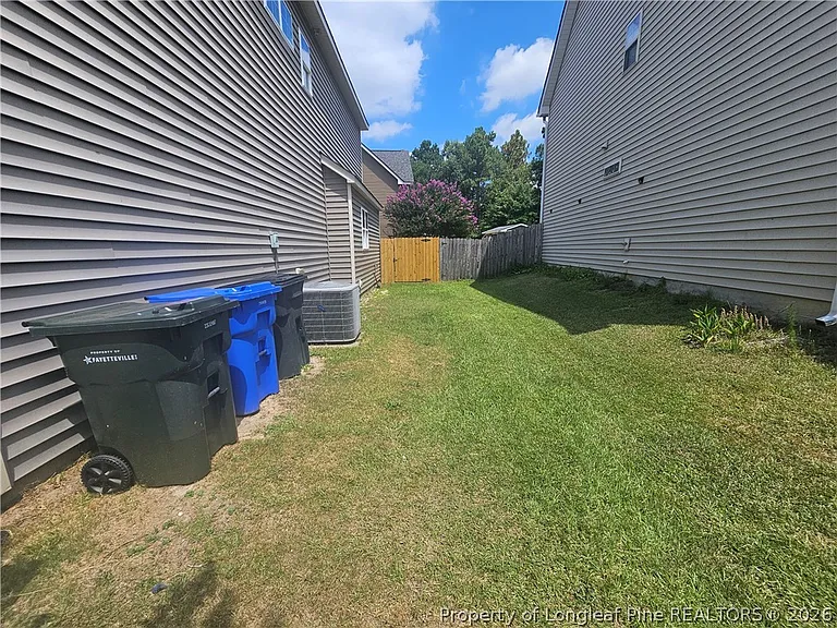 305 Bedfordshire Pl — Photo 47