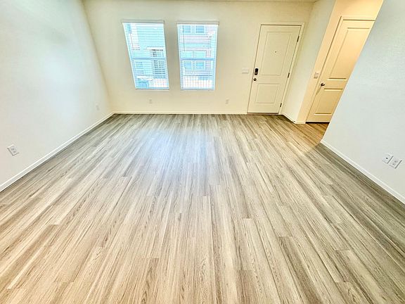 3rd image of 7380 Hayes Harbor Ct