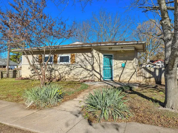 117 E Park Street, Republic, MO 65738