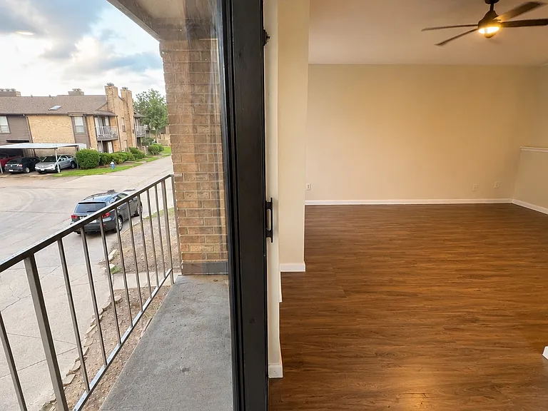 6633 W Airport Blvd #2 — Photo 11