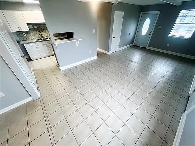 351 Glen Della Dr — Photo 5