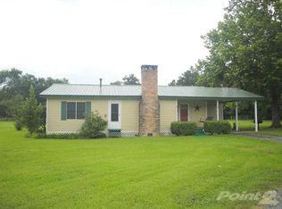 512 County Road 821, Buna, TX 77612