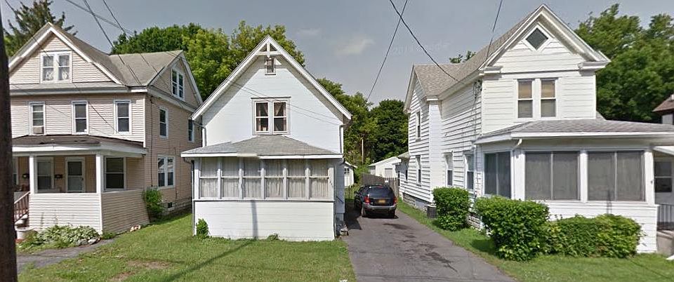 1st image of 208 May Ave