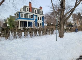 41 Hilton Avenue, Garden City, NY