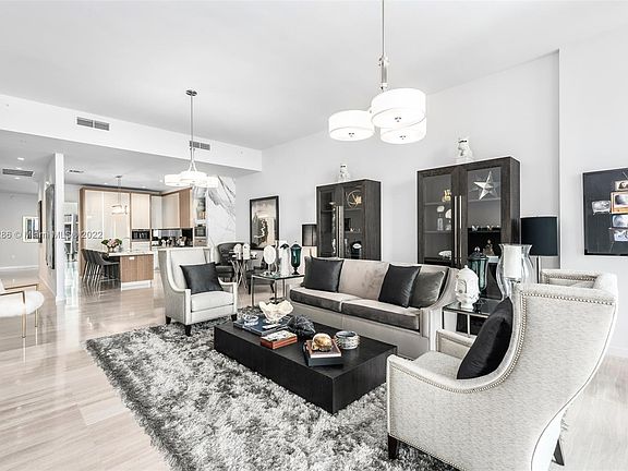 5th image of 2821 S Bayshore Dr Unit 10B