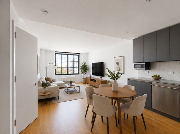 14474 Northern Blvd APT 7T