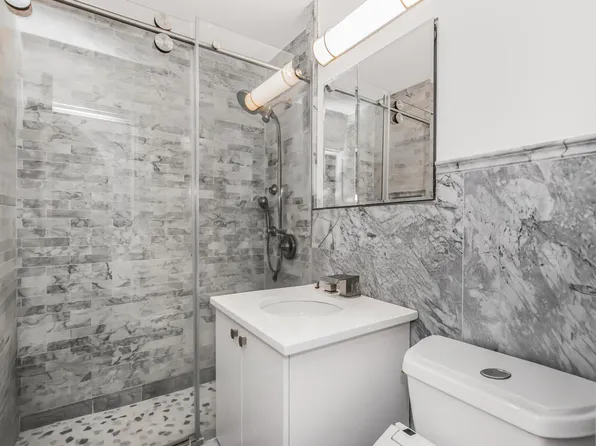 5700 Arlington Avenue image 2 of 21