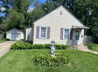 1722 Log Cabin Ave, Rockford, IL 61108