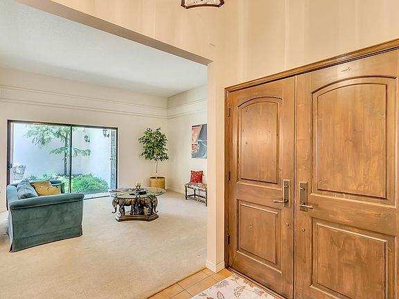 5th image of 123 Serrania Dr