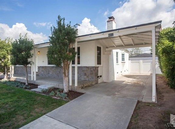 2nd image of 8032 Bleriot Ave