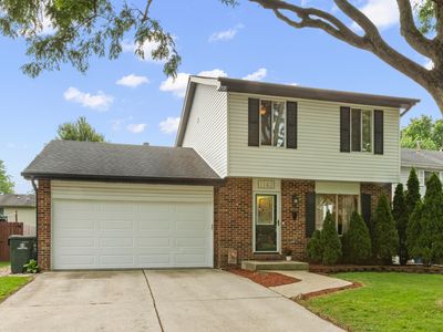 1142 Greensfield Dr, Naperville, IL, 60563