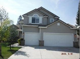 864 McKelvy Ave, Clovis, CA
