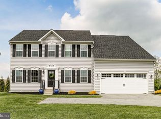 4385 Grandview Rd, Hanover, PA 17331