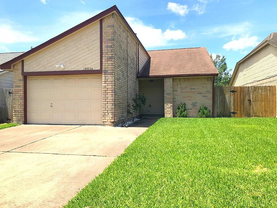 1st image of 19954 Stoney Haven Dr