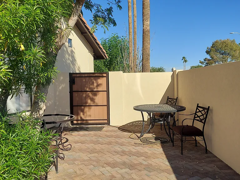 459 E Marigold Ln — Photo 25