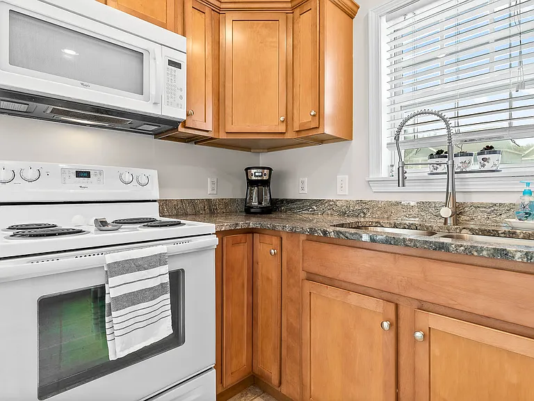 35 Barefoot Cottage Rd #110 — Photo 7