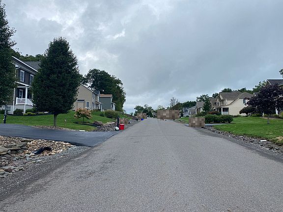 5th image of 245 Pennbrook Ln