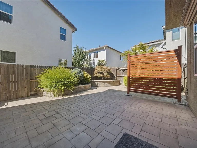 15 Bannock Glen Pl — Photo 29
