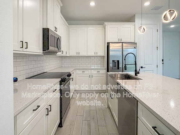 3rd image of 4808 Seagrape Dr