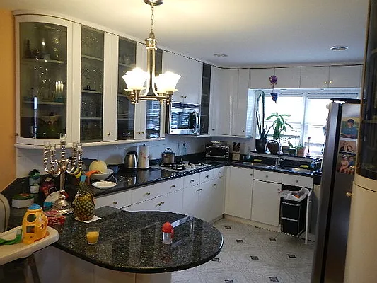 Sold by Talk of the Town Realty | media 6