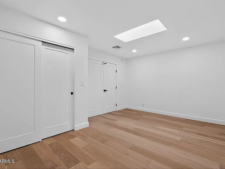 7369 E Krall St — Photo 10