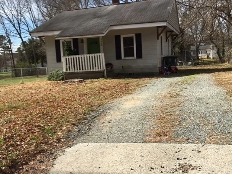 3612 Temple St — Photo 1
