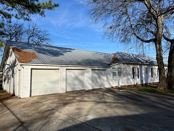 2nd image of 3008 Triana Blvd SW