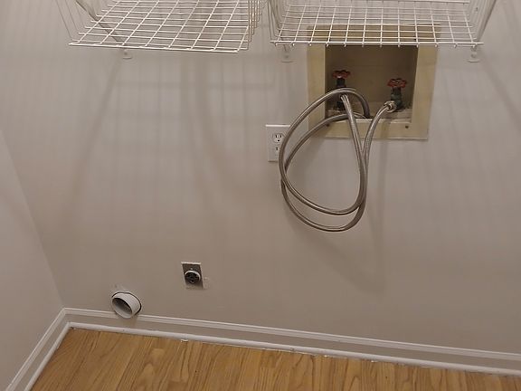 5th image of 105 Twin Creek Ct #107
