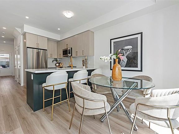 4th image of 205 Thames Way #29