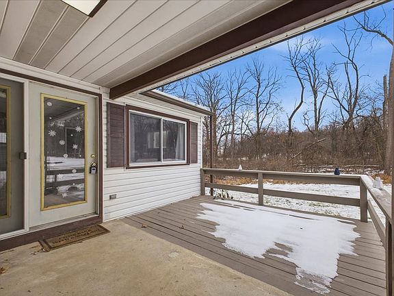 3rd image of 50 Calvins Ln