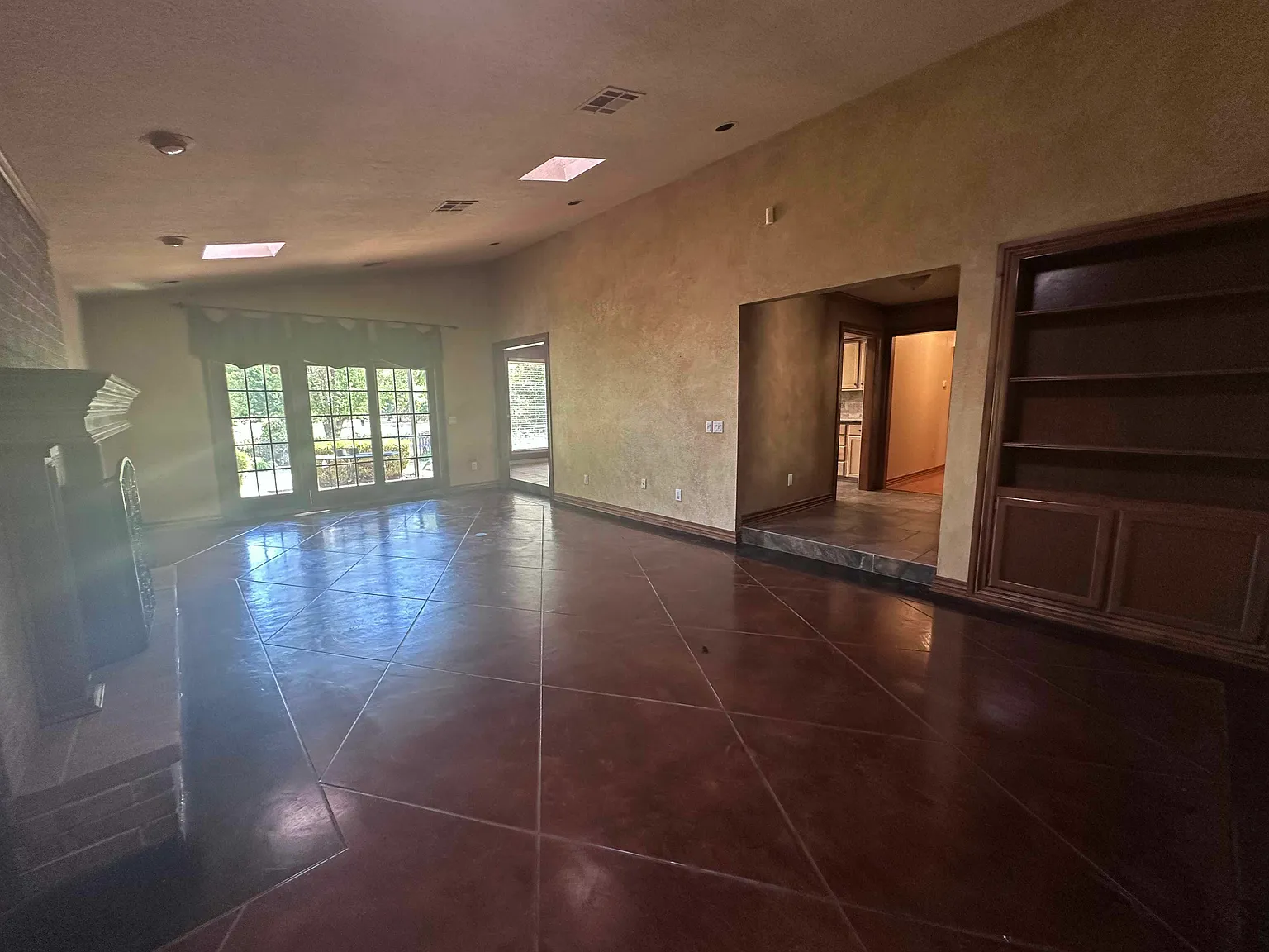 3 bed, 1663 sqft, $1,800 — Photo 4
