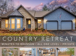 226 Country Hills Dr, Branson, MO 65616