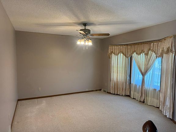 2nd image of 5194 180th St W